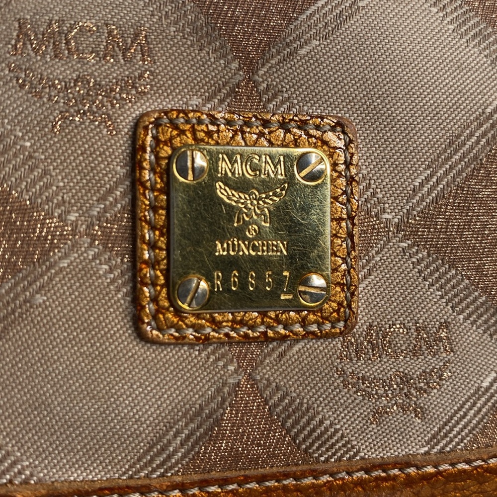 Authentic Mcm Tri-Fold Wallet - image 7